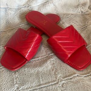 Rouge! Red Quilted Sandals with Glossy Finish